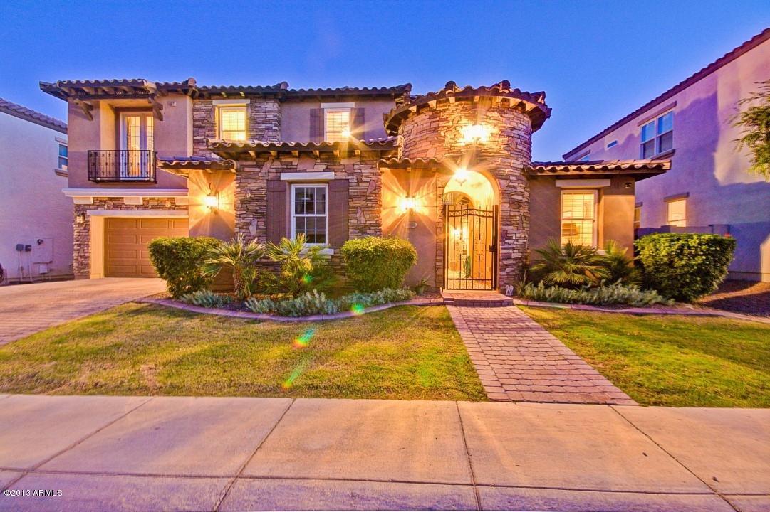 Waddell Arizona Cap Core Real Estate