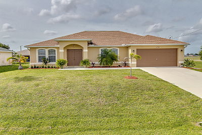 1134 NE 4TH Pl Cape Coral FL 33909