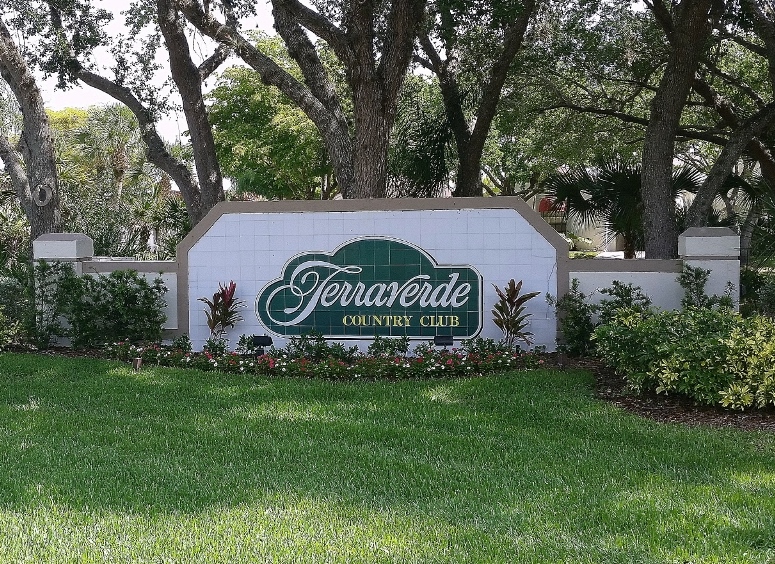 Gulf & Golf at Fort Myers Condo for Sale