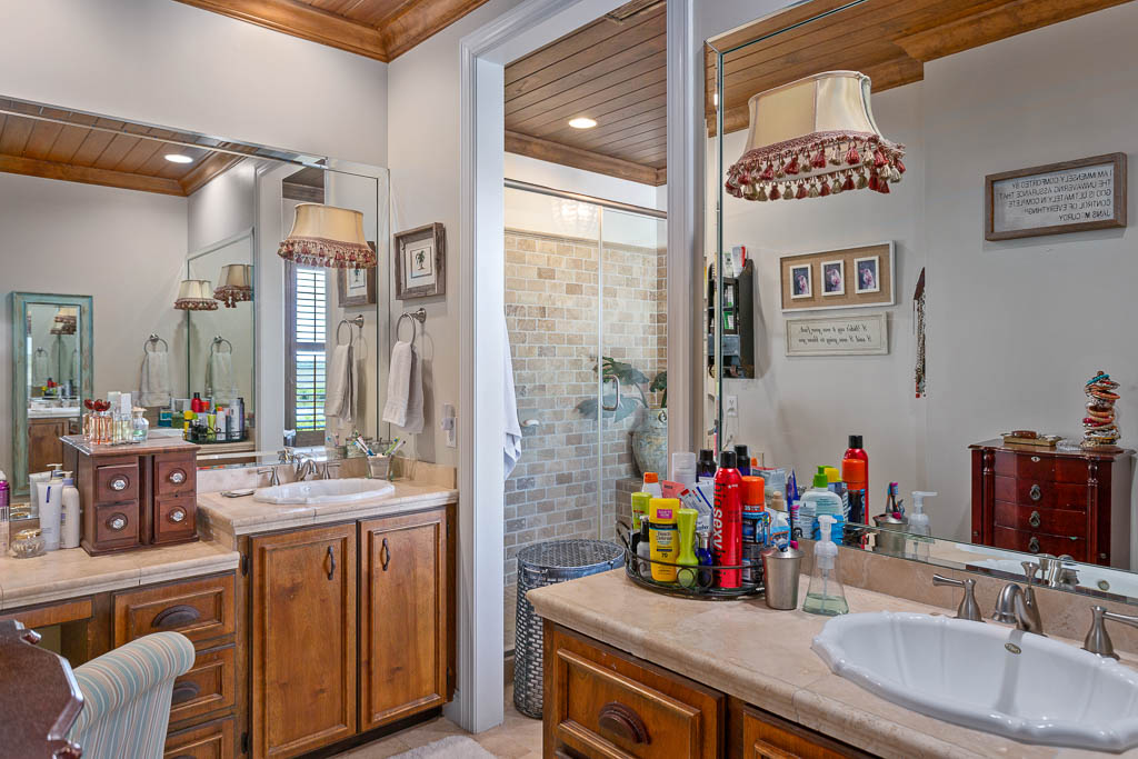 12 Dunbar Creek Point