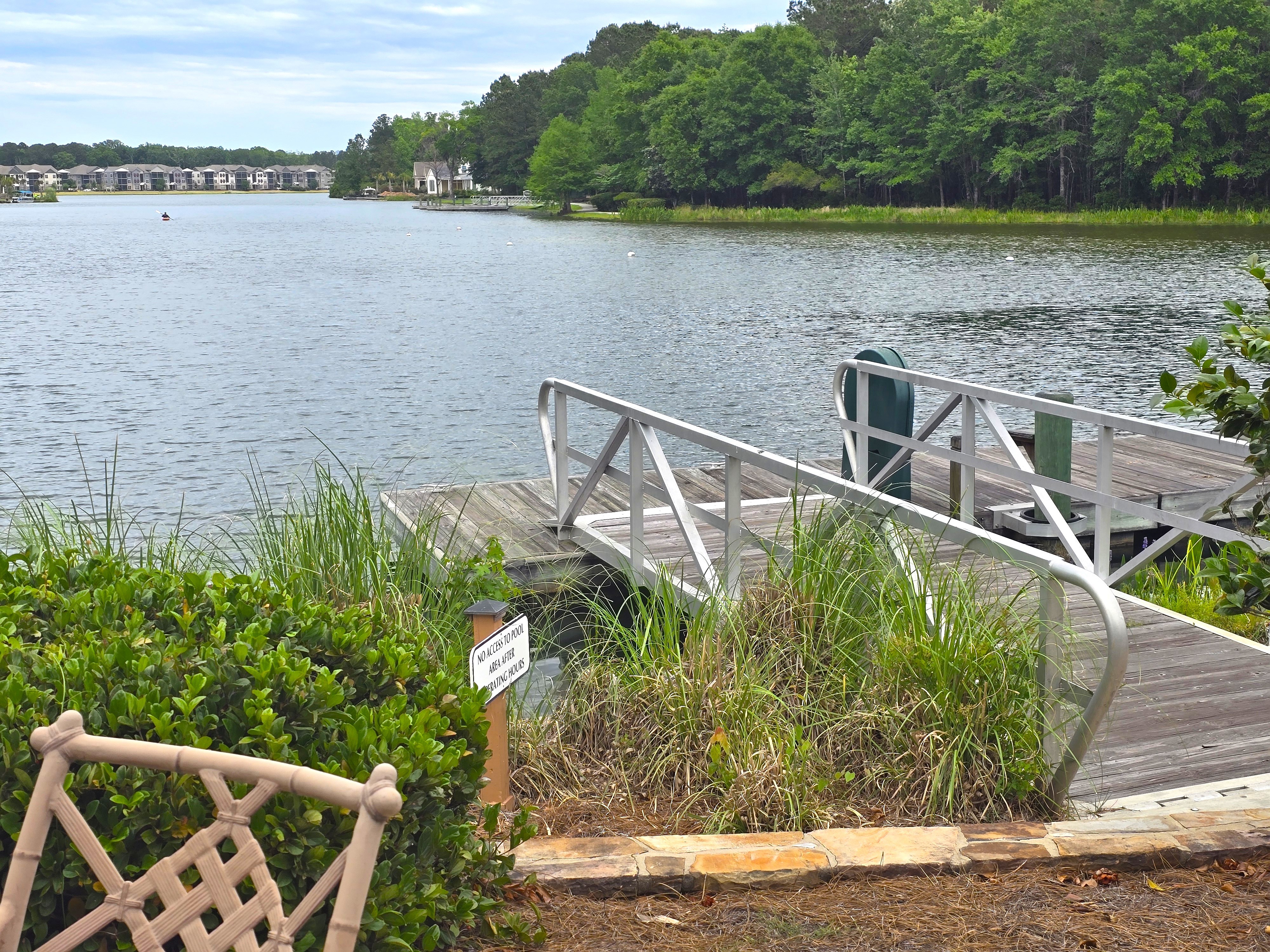 Hampton Lake Bluffton SC lake lifestyle and outdoor living