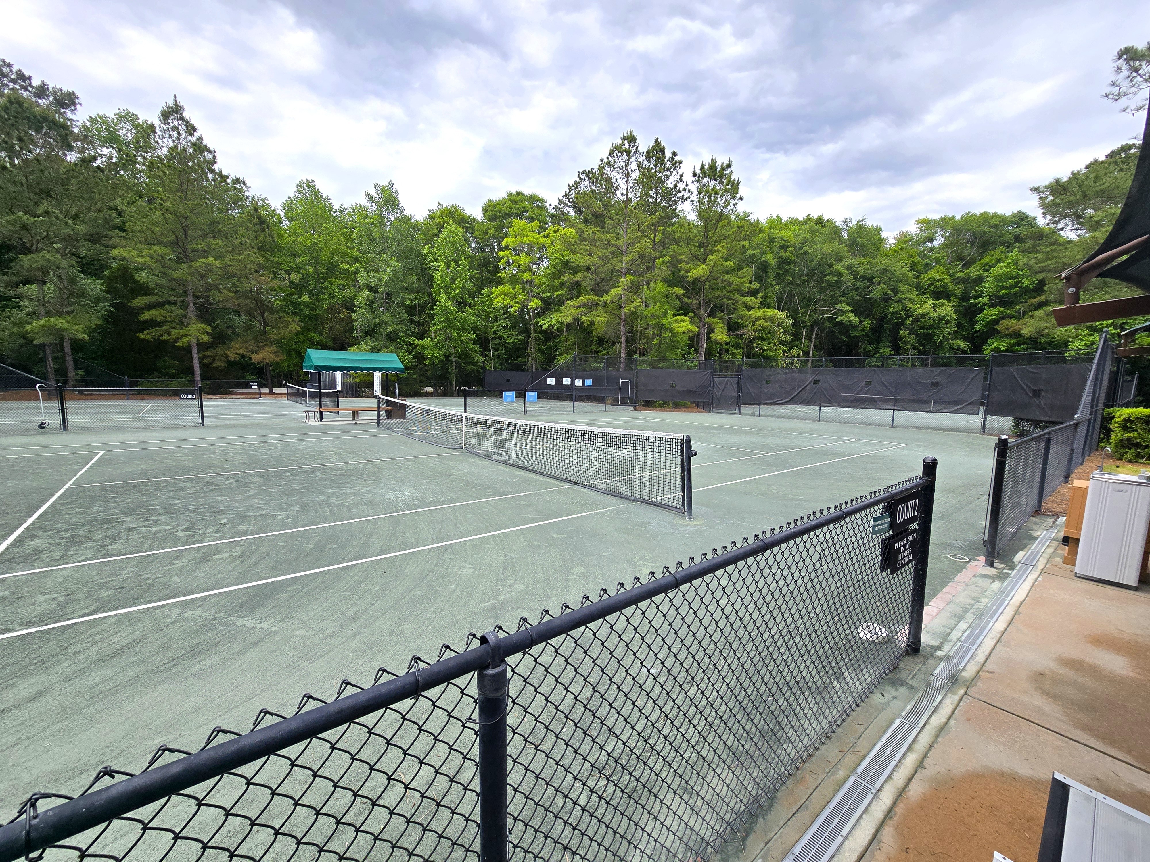 Hampton Lake Bluffton SC tennis courts and recreation