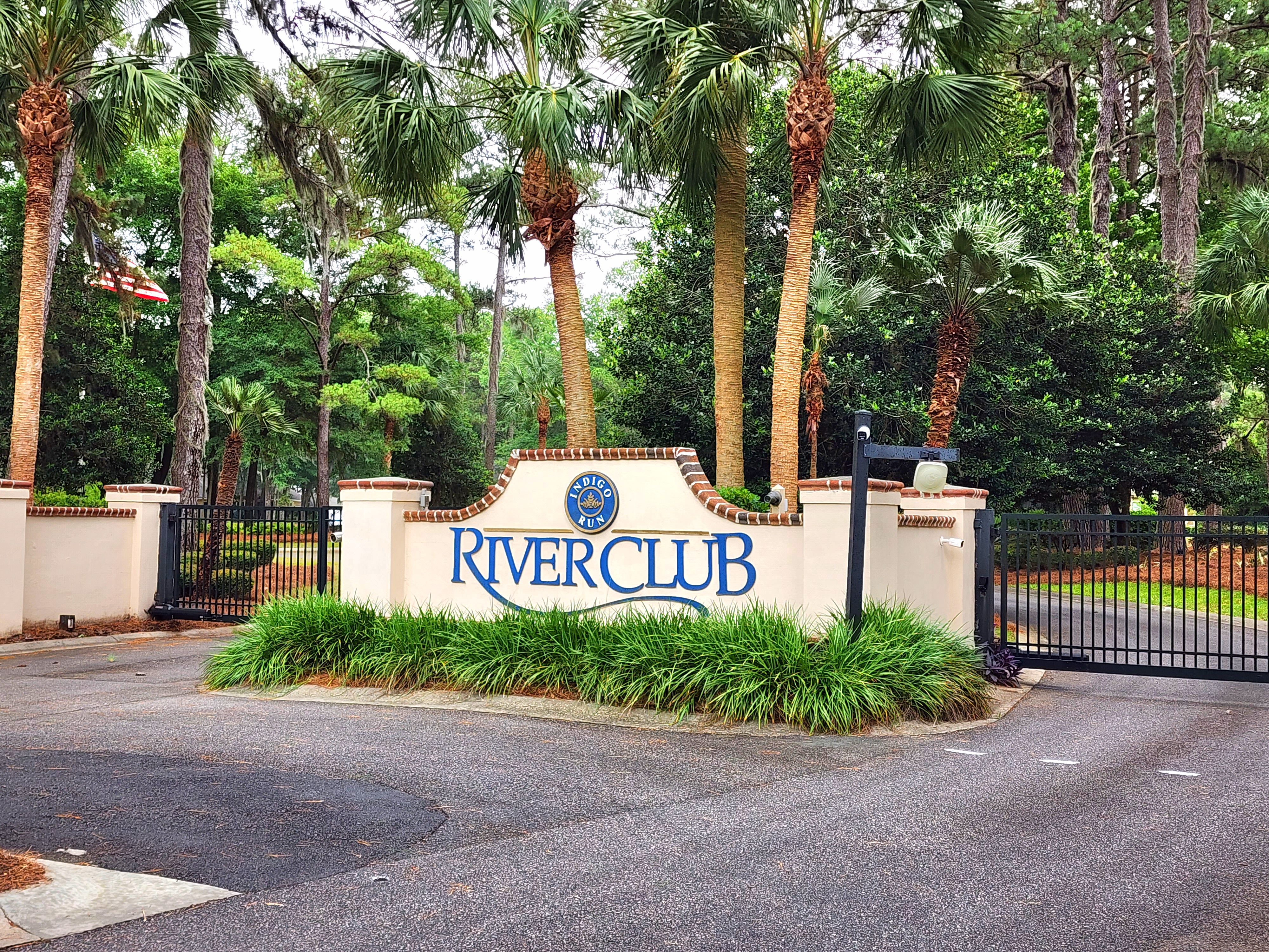 River Club neighborhood entrance sign at Indigo Run, Hilton Head Island SC