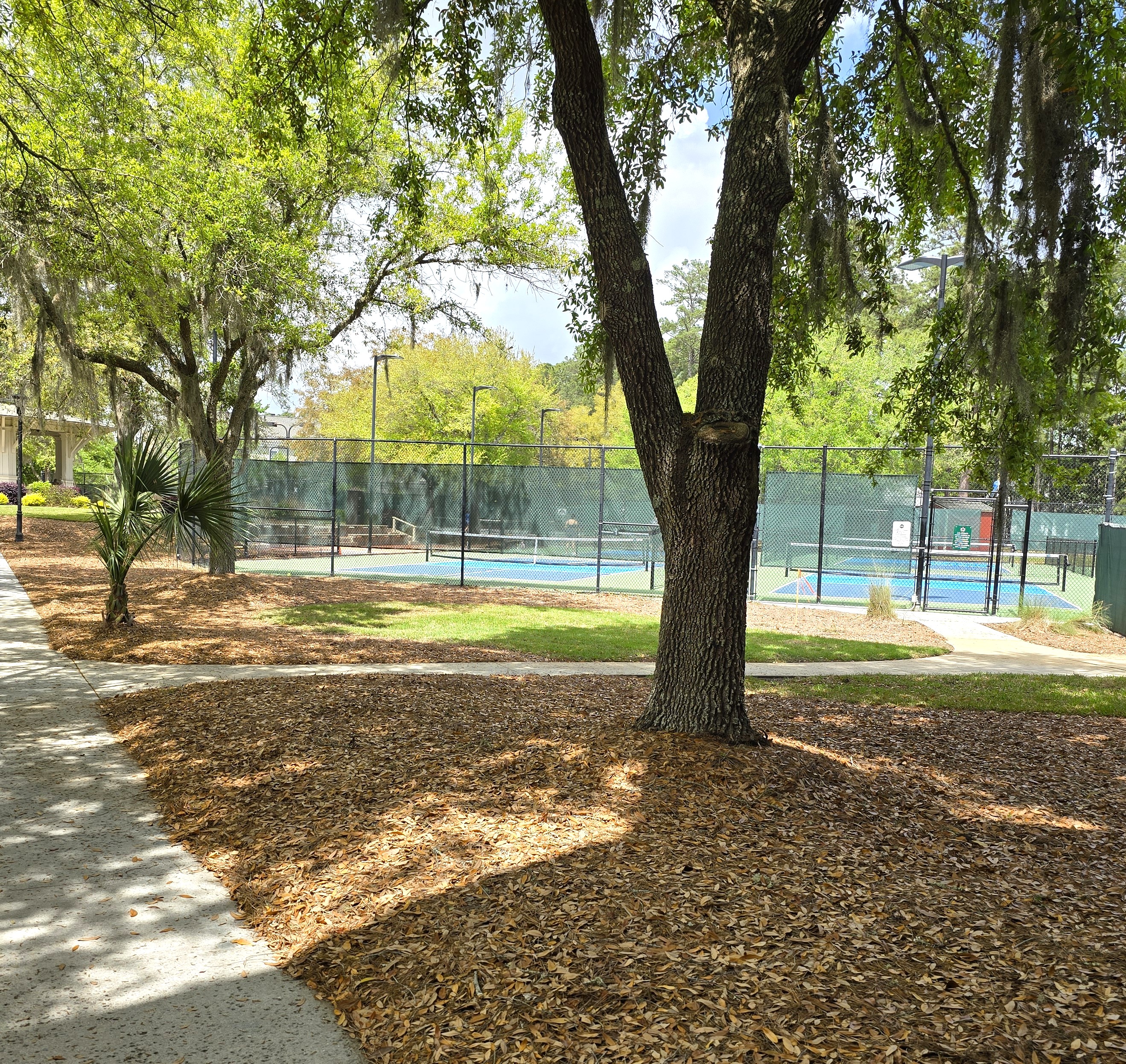 Tennis and pickleball courts in Oldfield Bluffton South Carolina