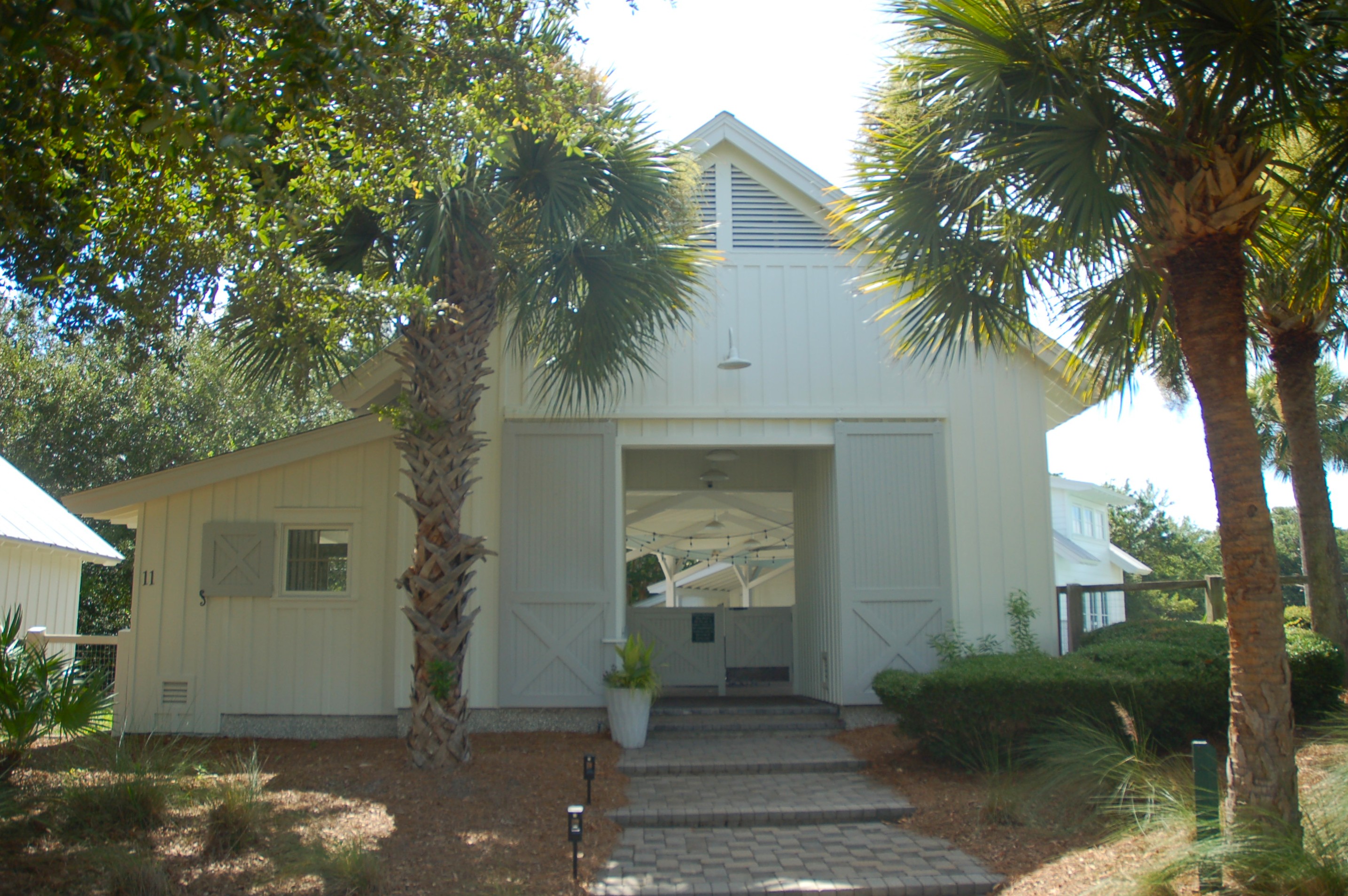 Clubhouse and community pool at the Paddocks at Jarvis Creek, Hilton Head Island SC