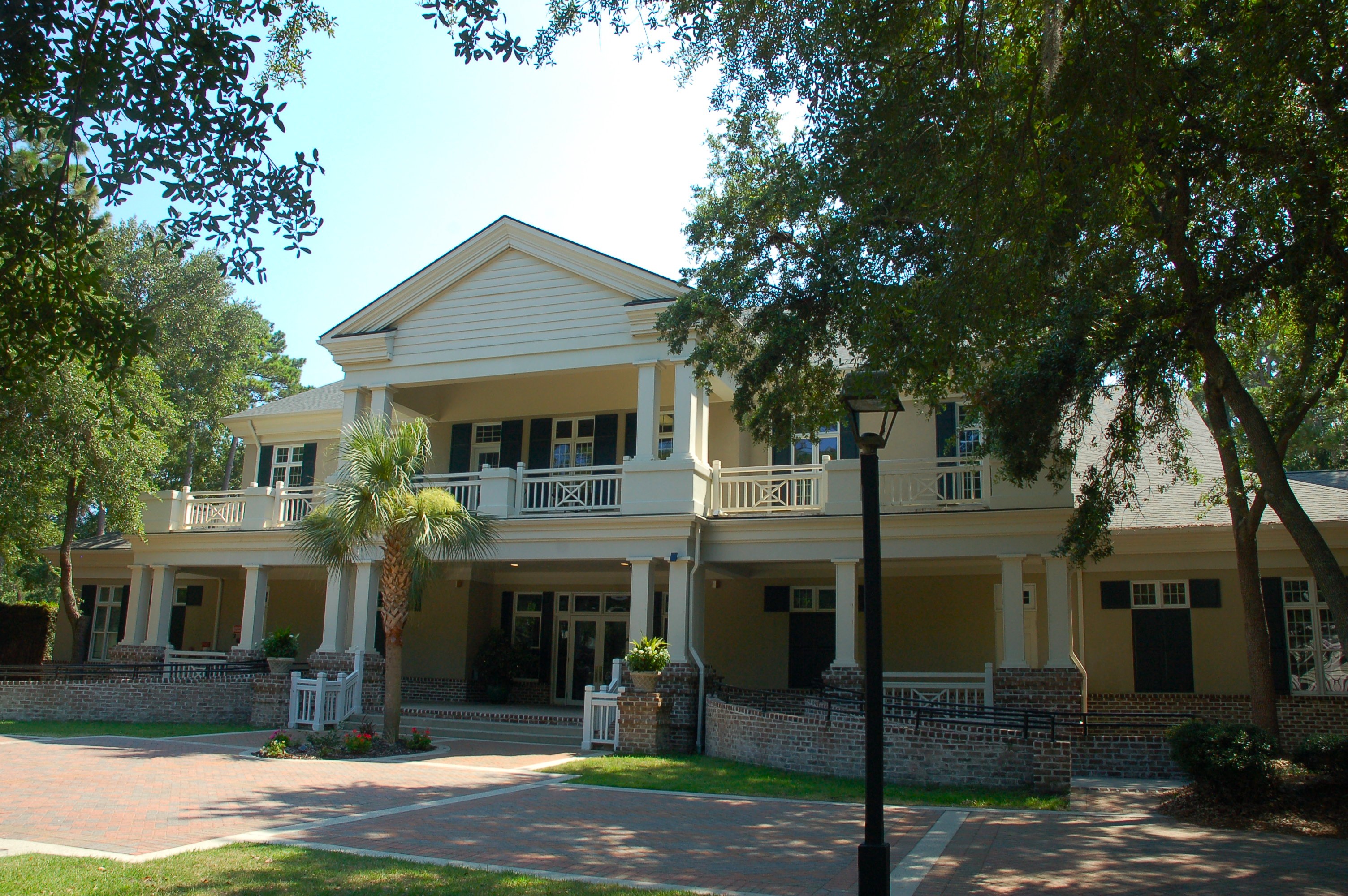Palmetto Hall golf clubhouse exterior, Hilton Head Island SC