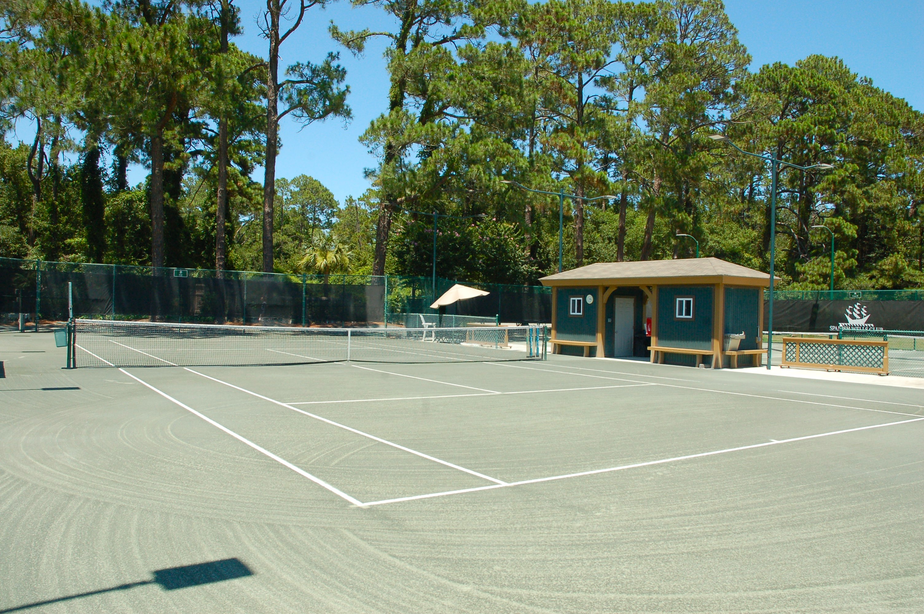 Clay tennis courts at Spanish Wells Club Hilton Head Island SC