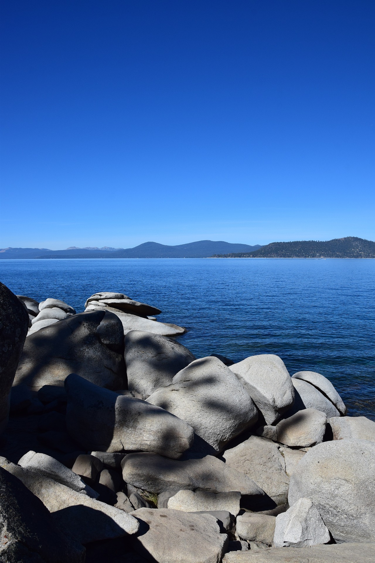 Lake Tahoe Homes for Sale in Lake Tahoe1. Discover your dream home in