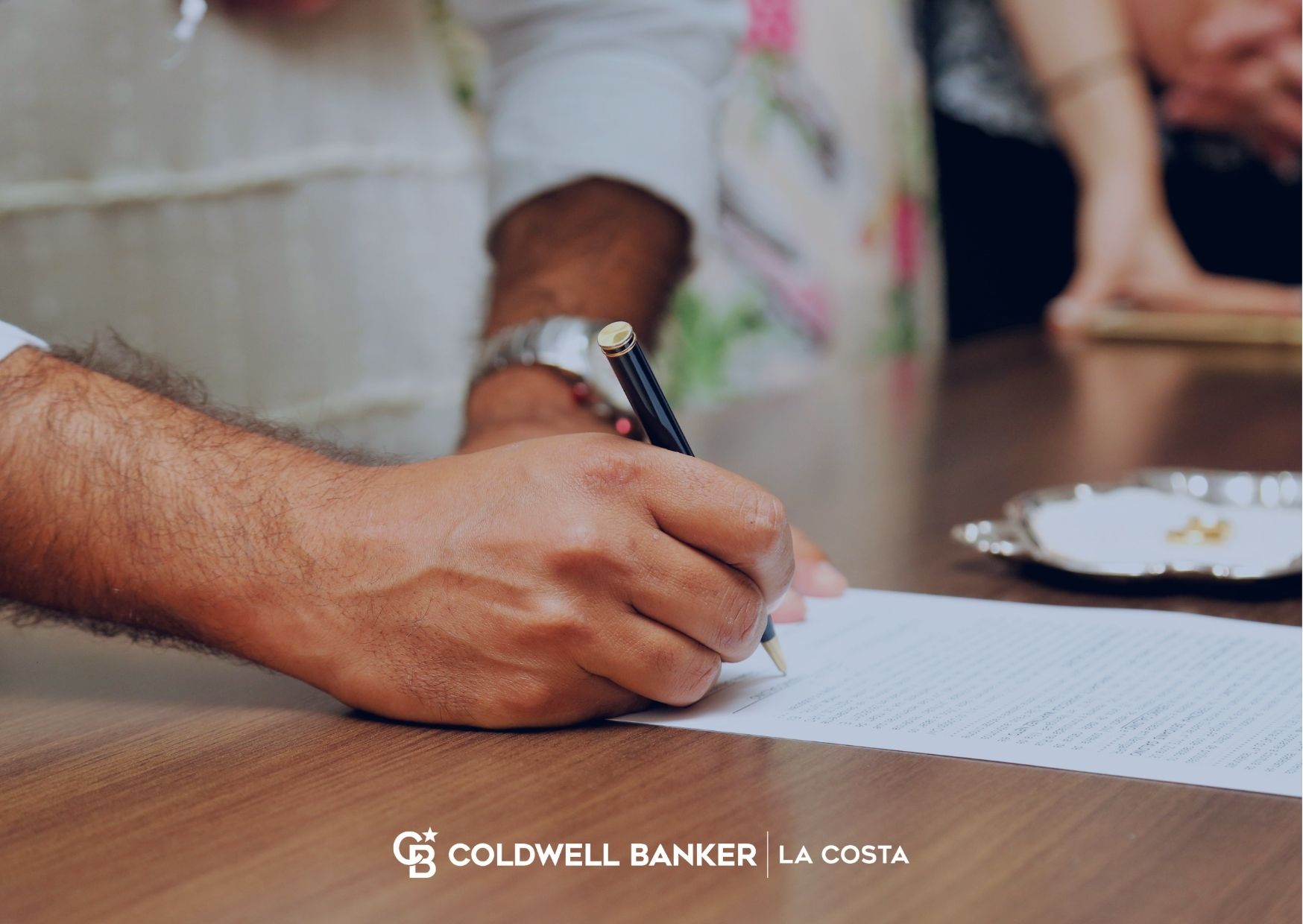 Oficina de Notario P&uacute;blico donde se formaliza el cierre inmobiliario y la escritura de una propiedad en Puerto Vallarta, M&eacute;xico