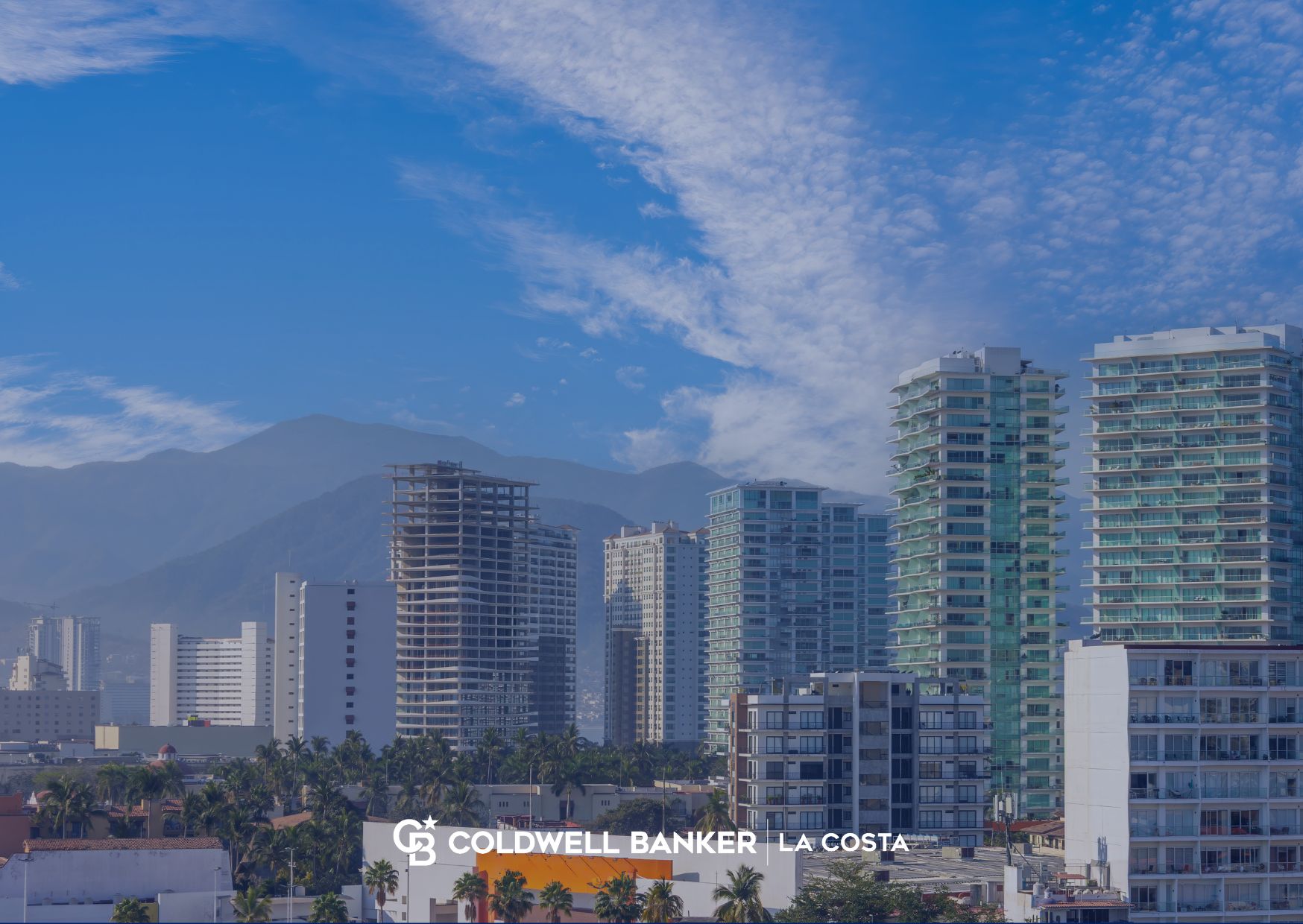 Costa de Bah&iacute;a de Banderas representando la demanda de inversi&oacute;n en condominios de Puerto Vallarta y Riviera Nayarit.