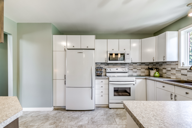 Kitchen cabinetry and appliances