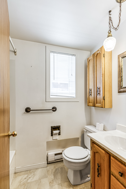 Bathroom in the main residence