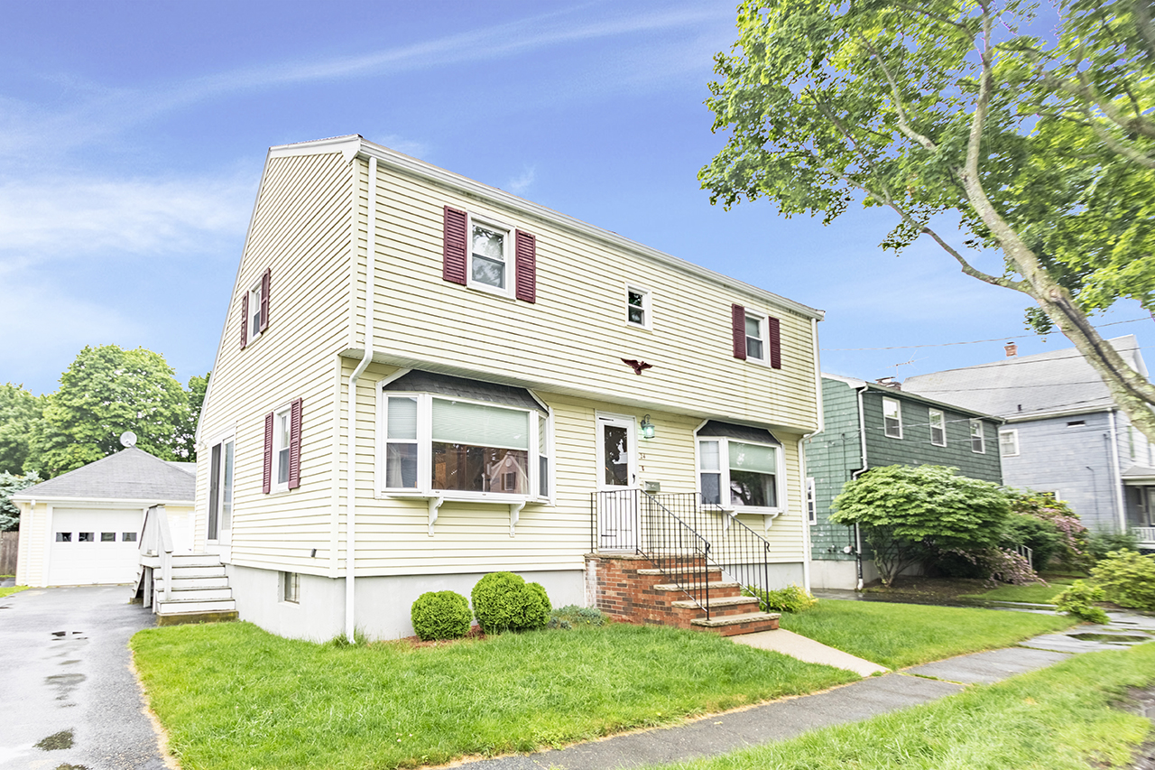 24 Rockdale Ave Peabody MA