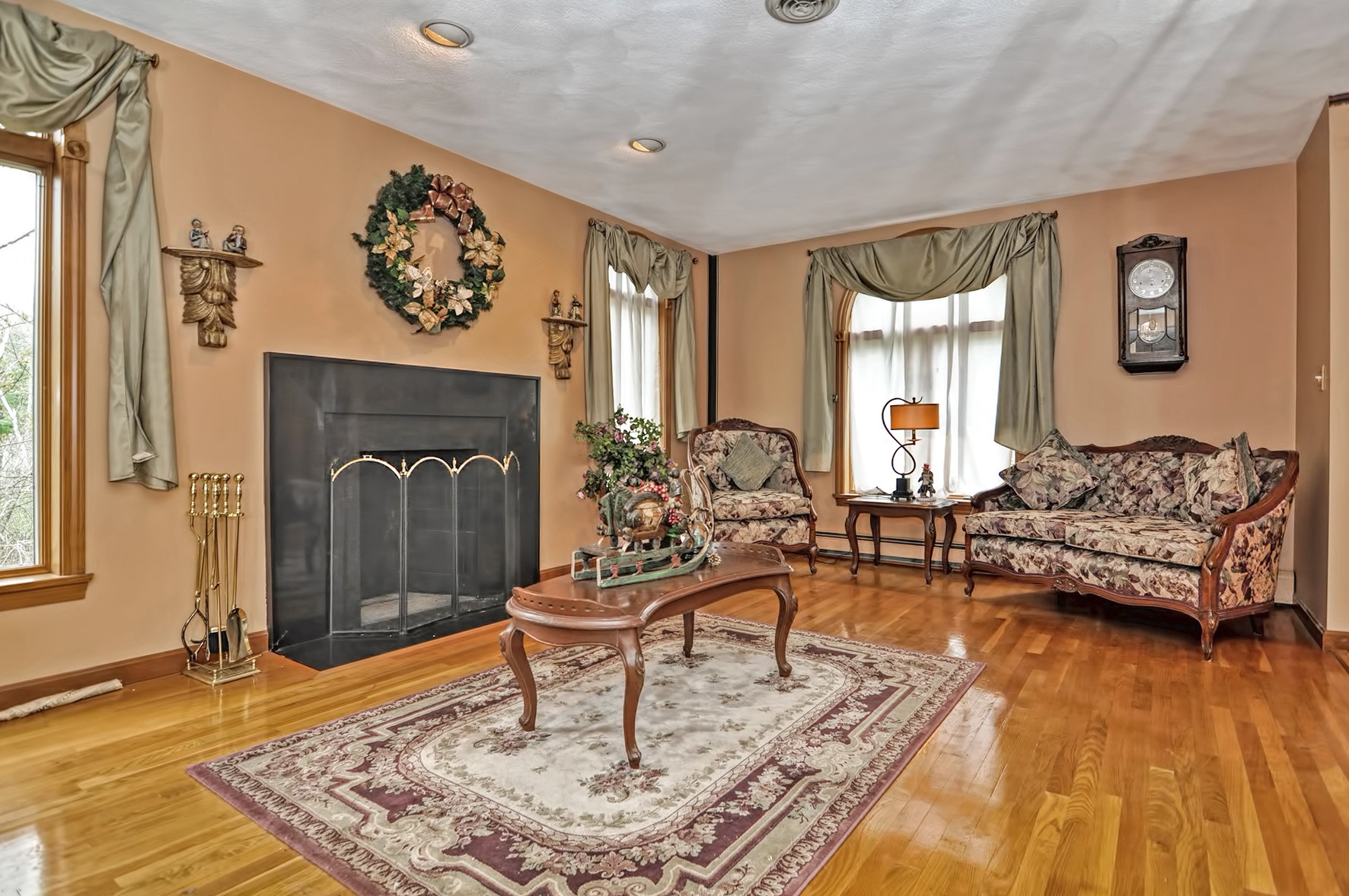 26 Mackenzie Lane Wakefield MA