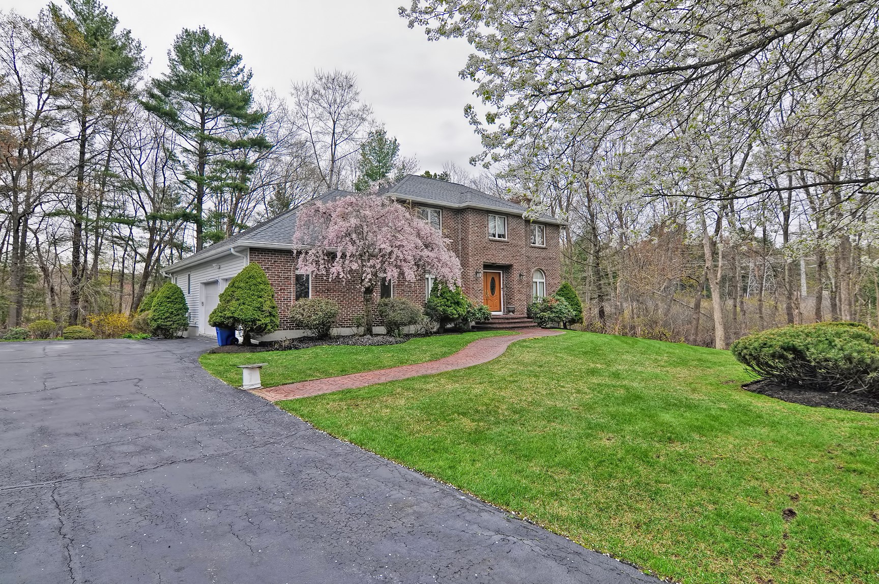 26 Mackenzie Lane Wakefield MA