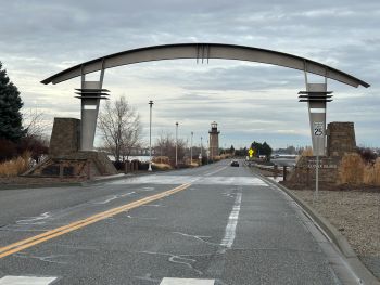 clover island entrance