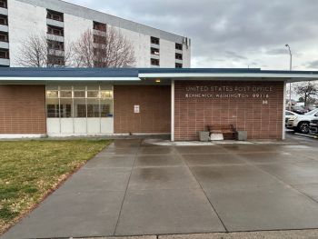 kennewick post office