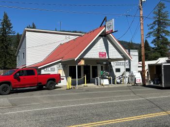 easton hitching post