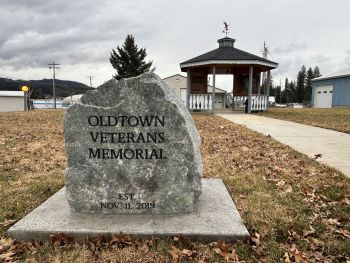 veterans memorial sign