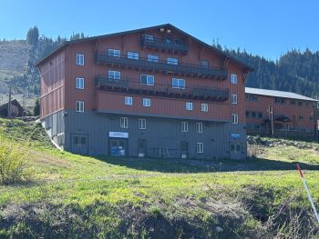 summit lodge
