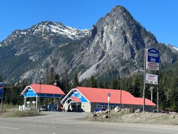 summit inn