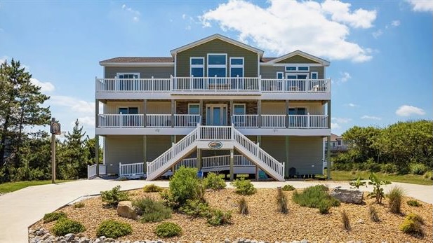 952 Lighthouse Drive