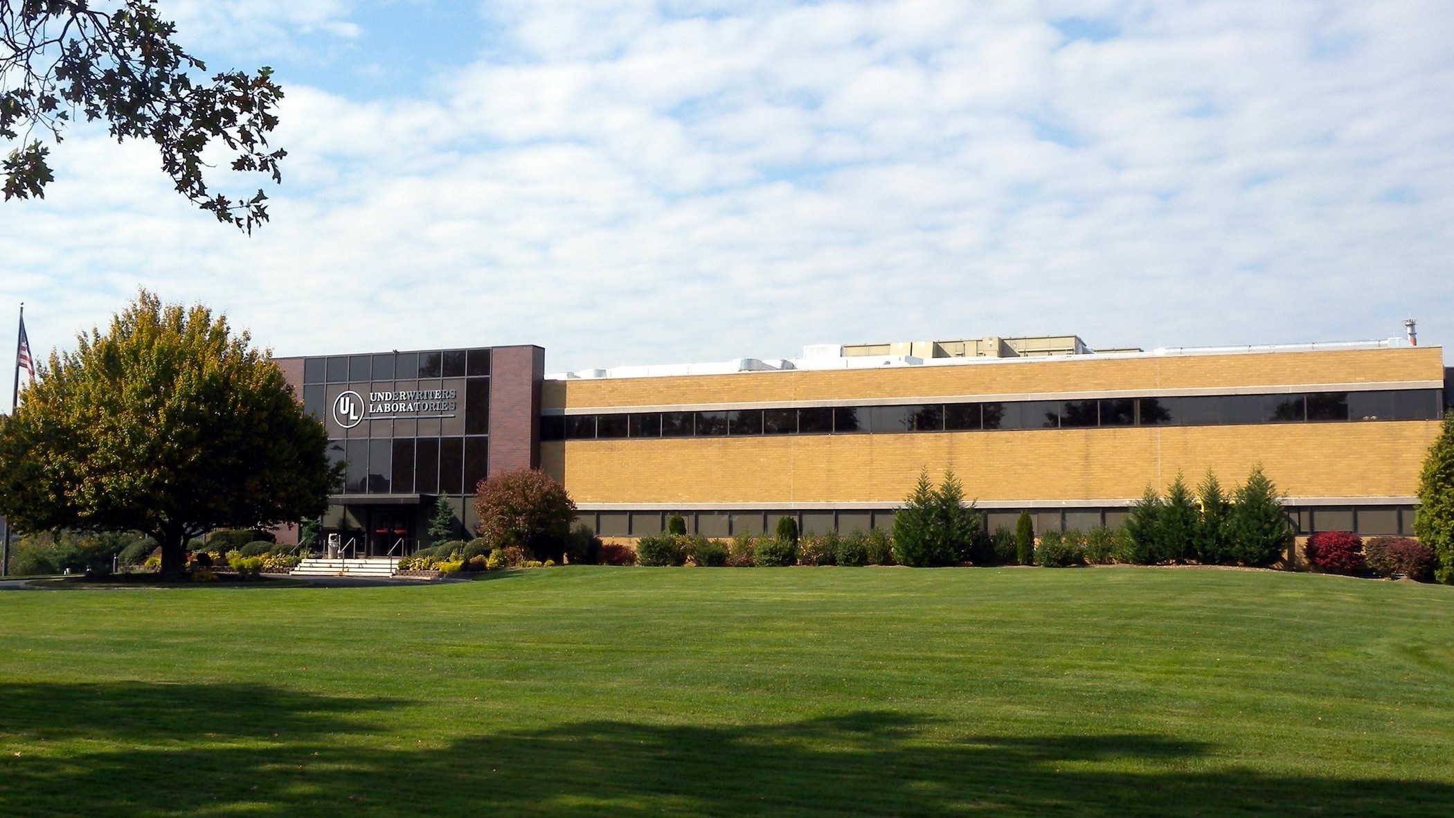 Underwriters Laboratories office campus in Melville