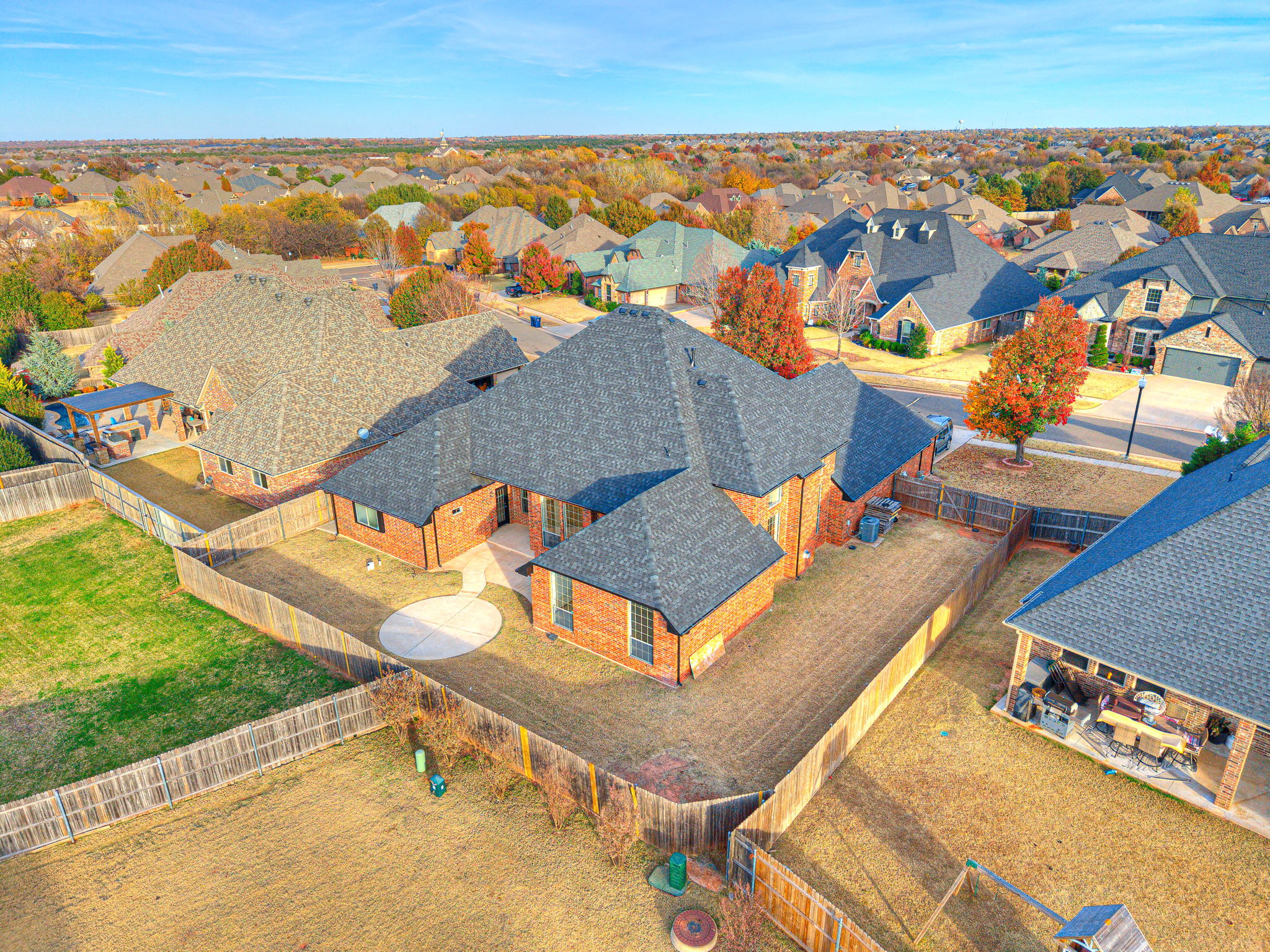 Patio at home for sale in Thornhill of Edmond OK