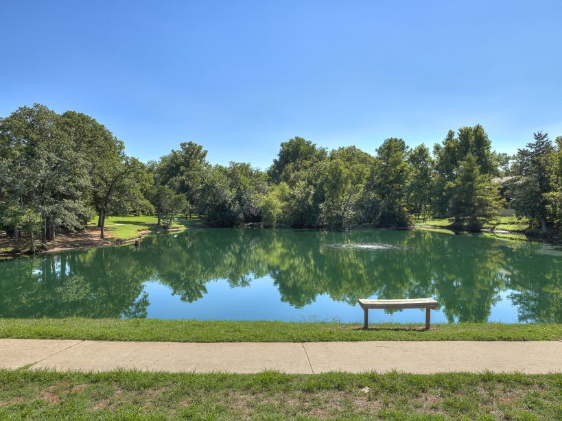 Faircloud neighborhood pond in Edmond OK
