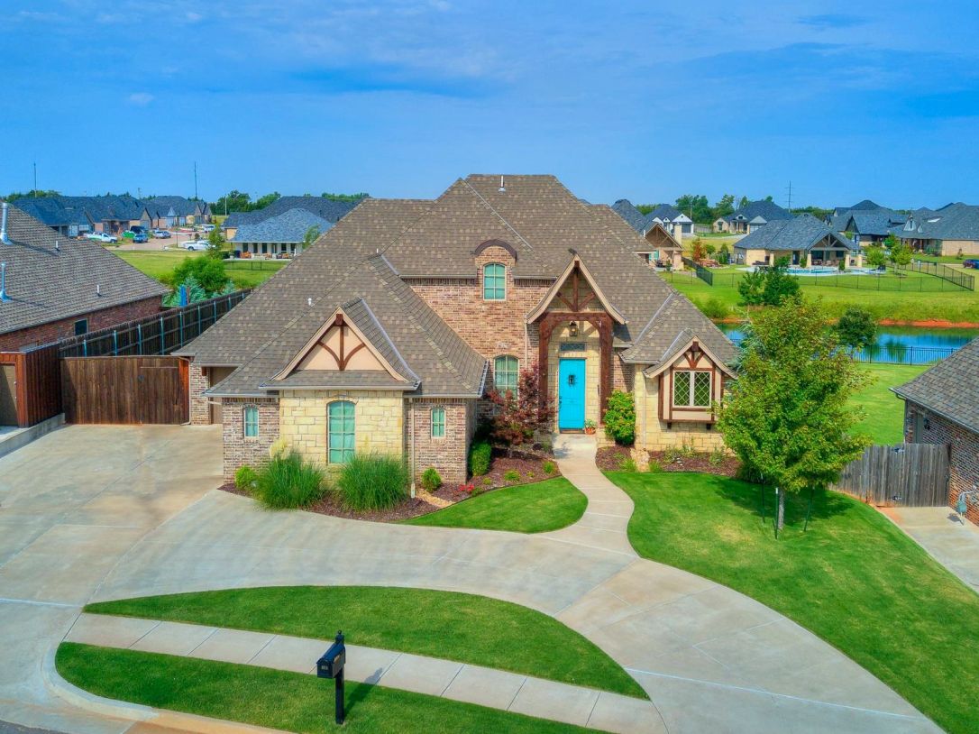 Home in Twin Bridges