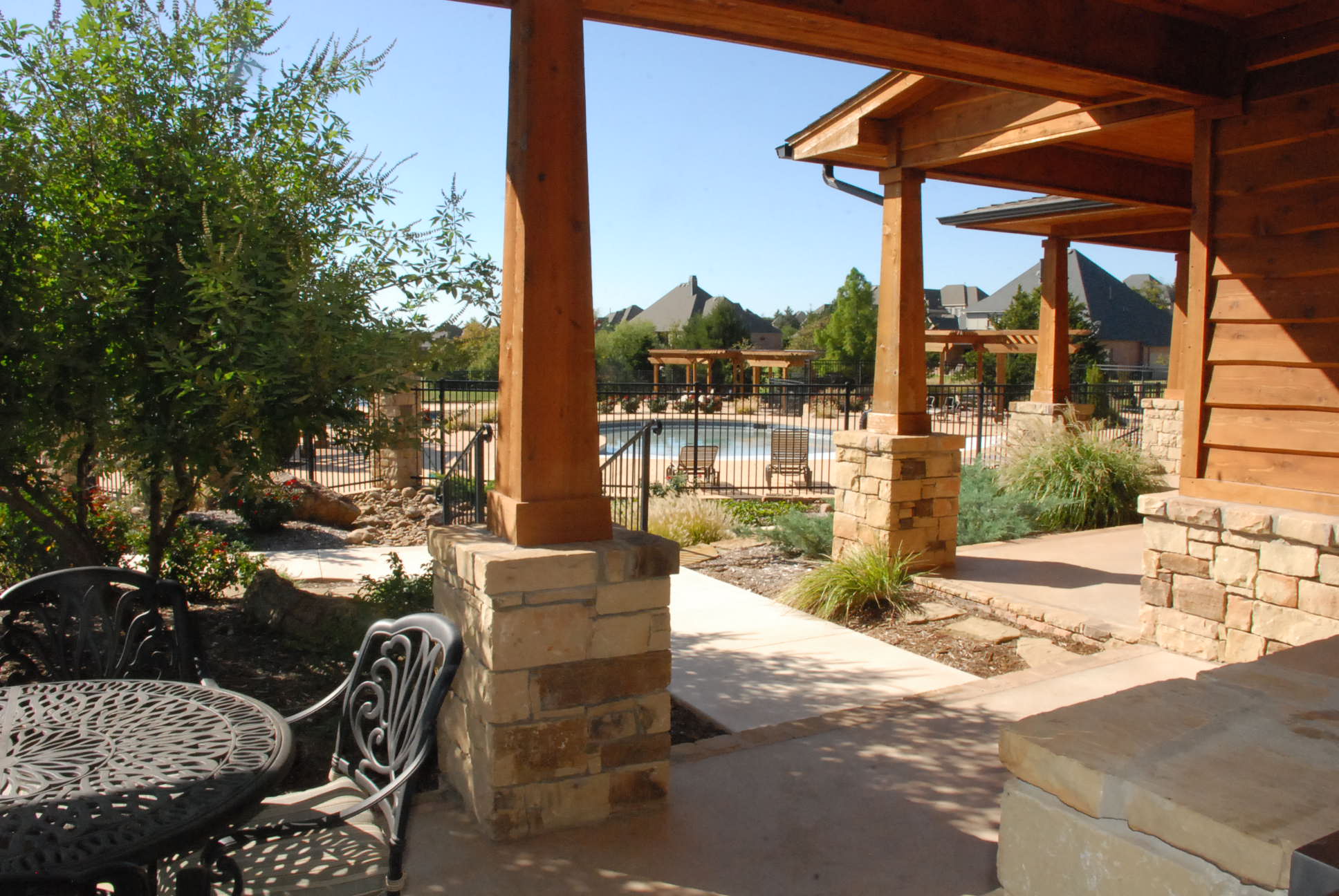 Iron Horse Ranch neighborhood features