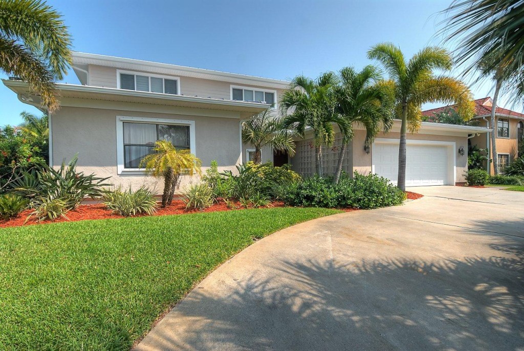 Just Sold! Melbourne Beach Canal Front Home in Harbor East