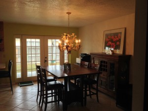 Lovely dining room, with views of the private backyard!