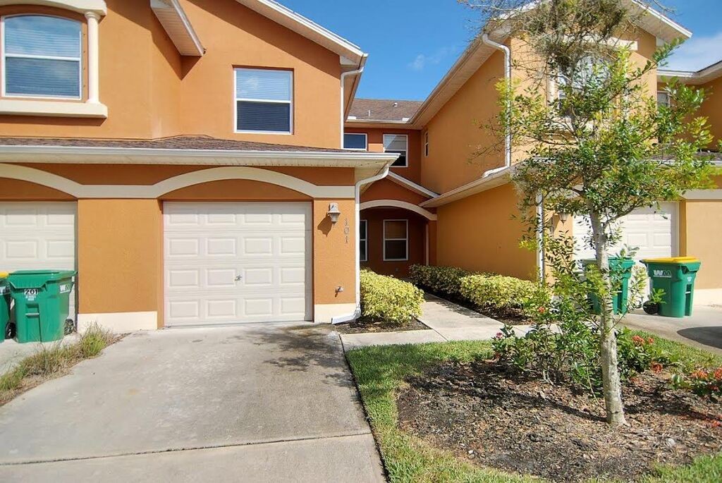 Sold in Just 7 Days, Lake Washington Condo