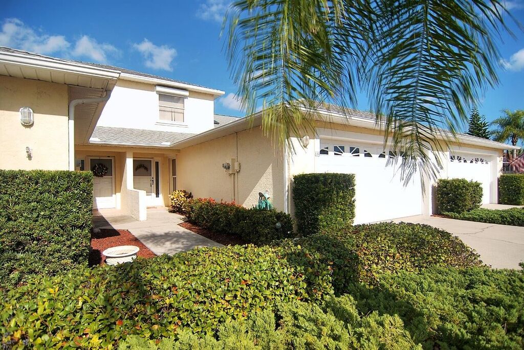 Indian Harbour Beach, FL Real Estate: Just Listed Townhouse