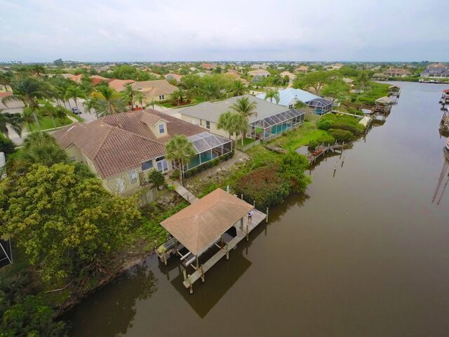 Indian Harbour Beach, FL Real Estate: Just Listed this Waterfront Home in Harbour Lights