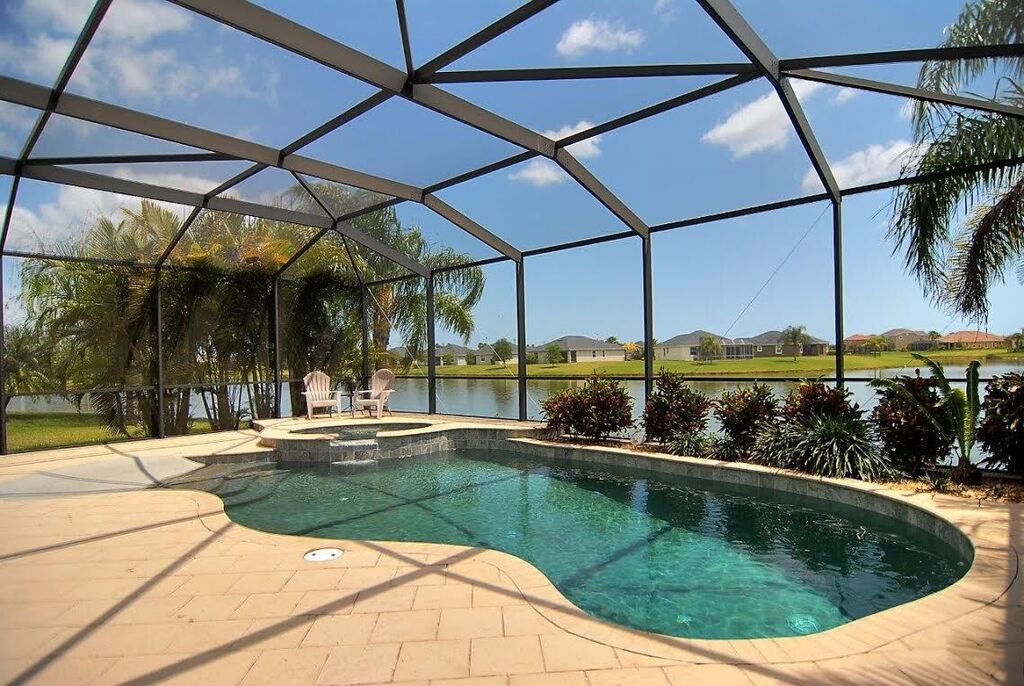 Lakefront Pool and Spa
