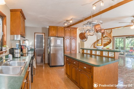 Kupaoa Place Kitchen 