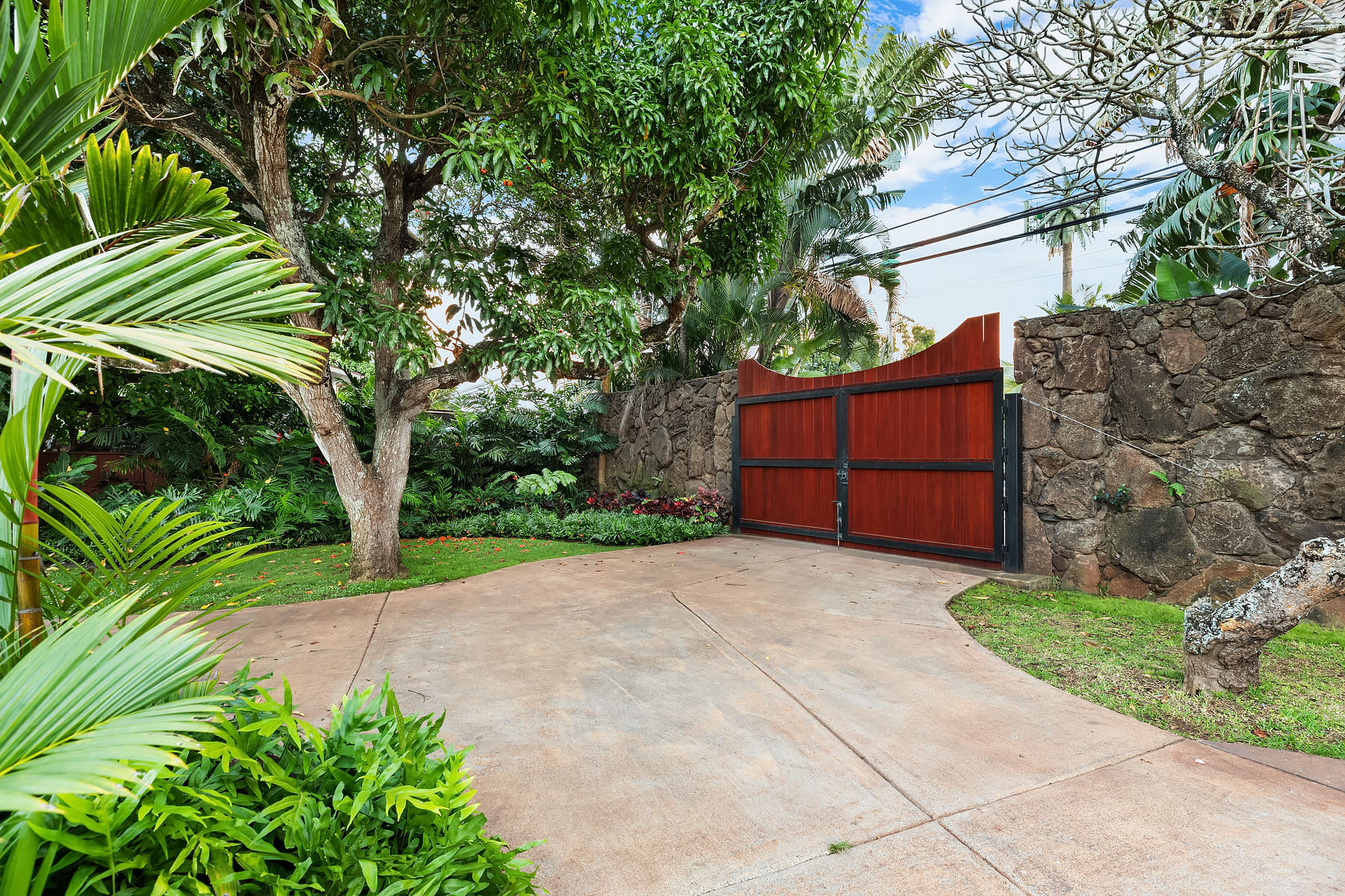 gated north shore estate