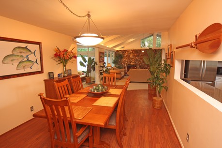 Dining area in this Kailua canal home for sale