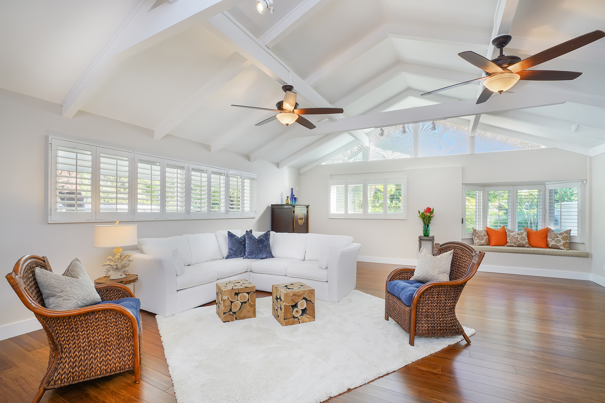 Aukai Ave Living Room 