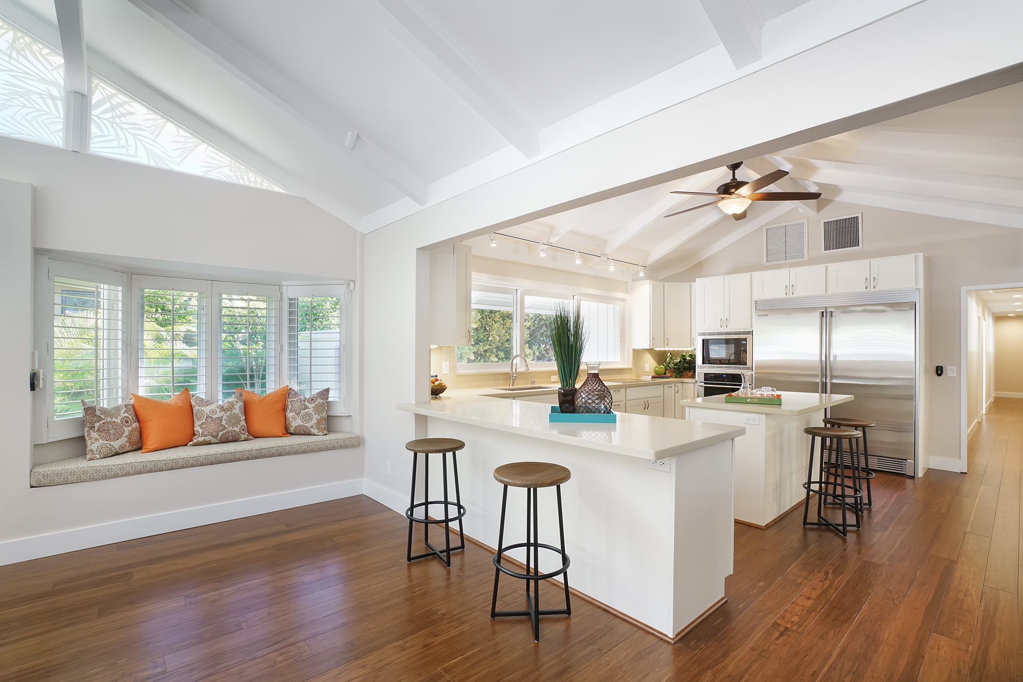 Aukai Ave Kitchen 