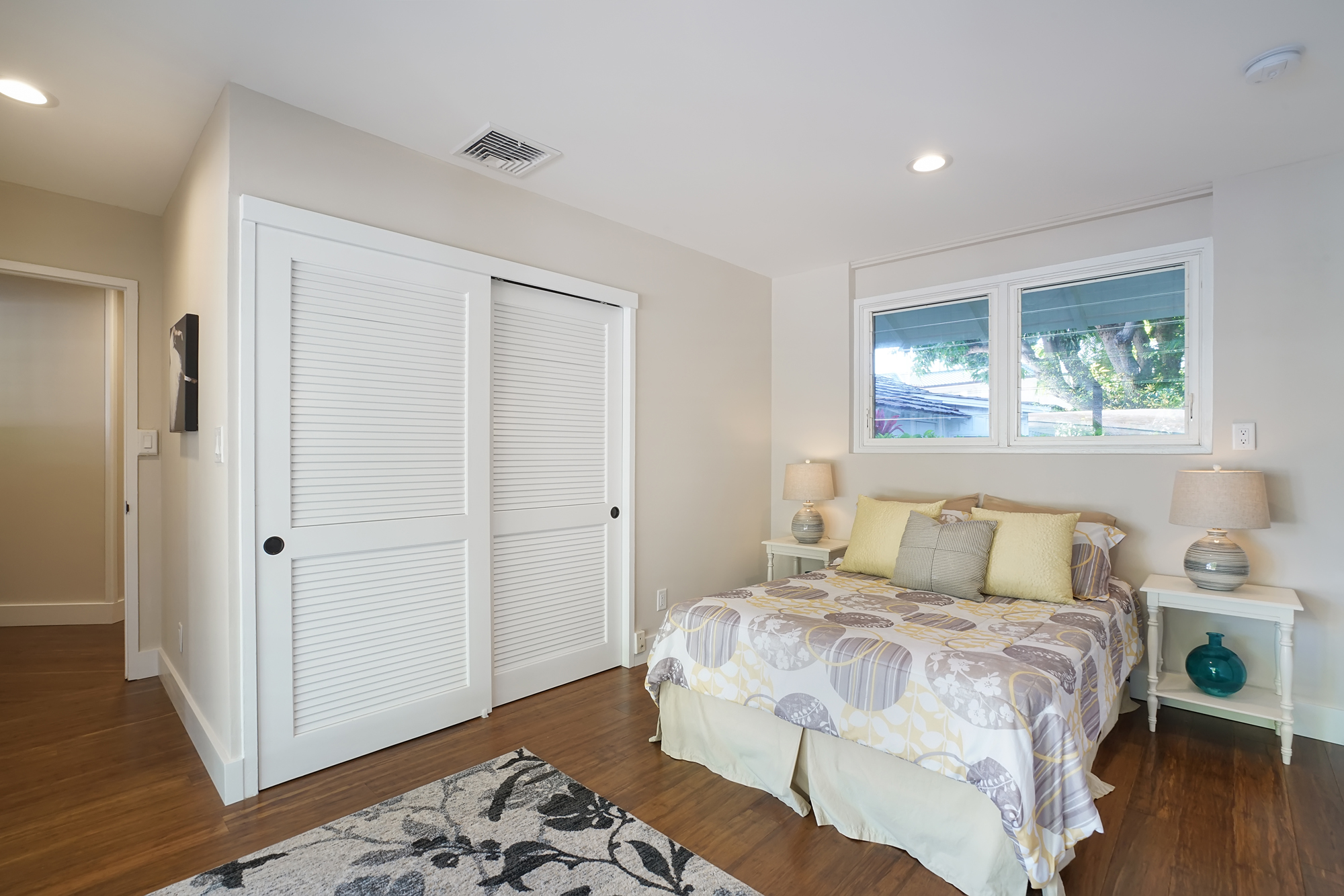 Aukai Ave Bedroom 