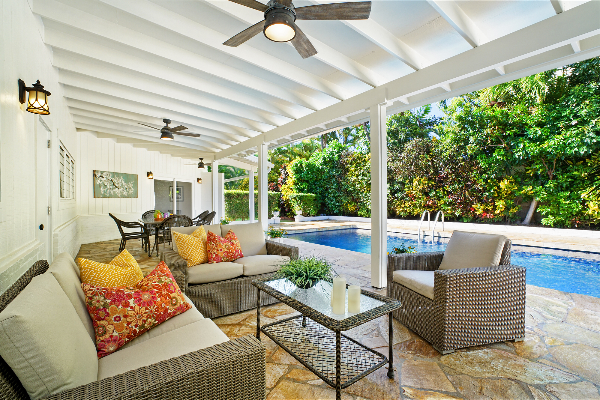 Aukai Ave Pool Deck 