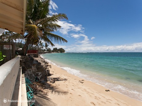 Hoomana Place Beach