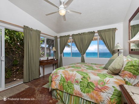Hoomana Place Master Bedrooom