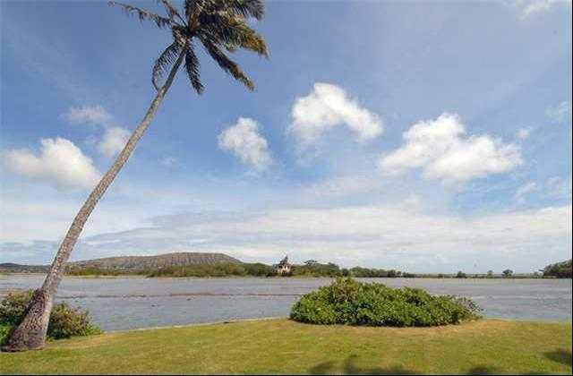 Paiko Lagoon Coco Head Views 