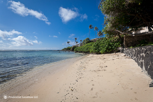 Beachfront at Royal Circle 