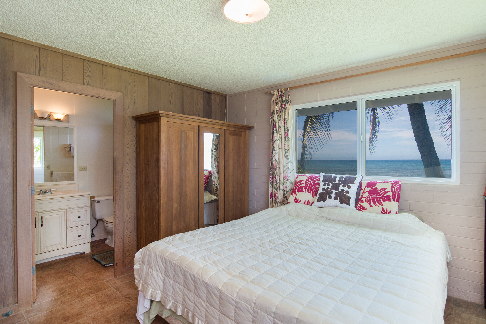 Crozier Drive Master Bedroom 