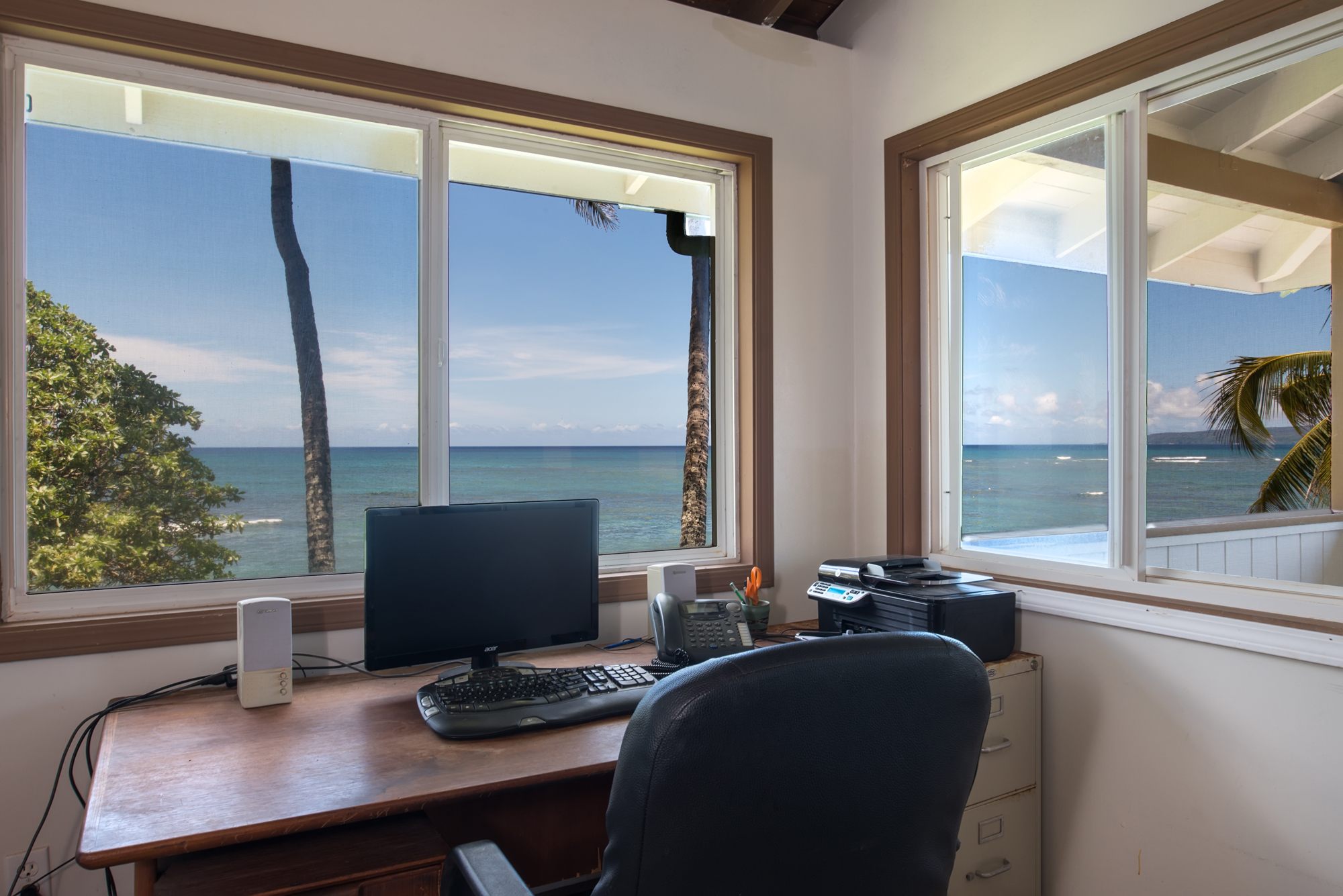 Crozier Drive Office 
